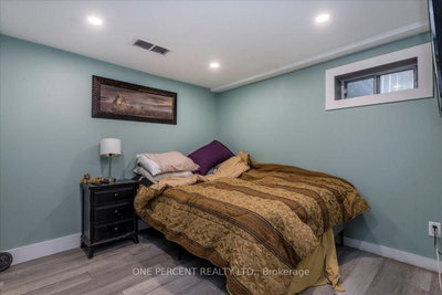 224 Foster Drive • Barrie, ON photo 8