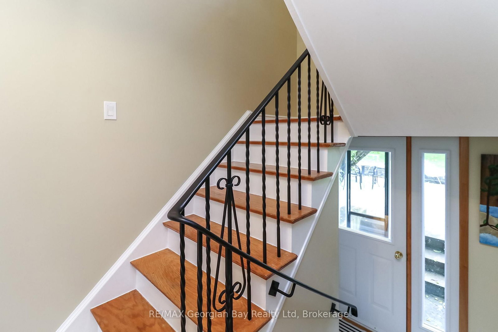718 Birchwood Drive • Midland, ON photo 18