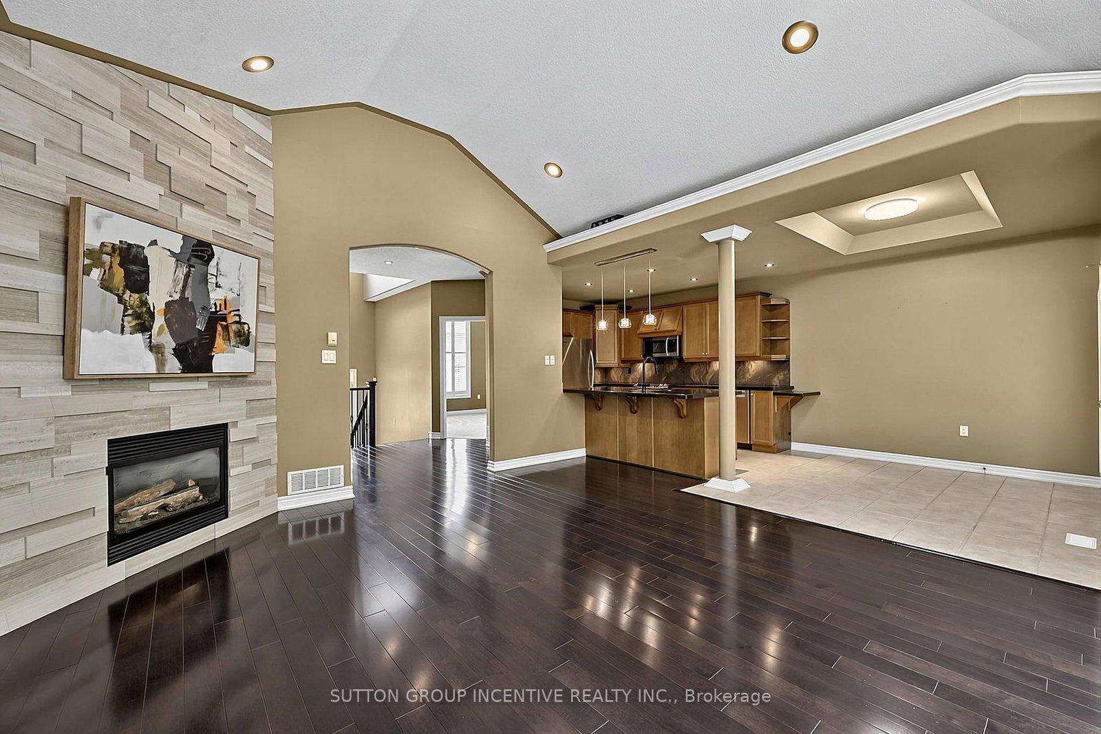 102 CUMMING Drive • Barrie, ON photo 22
