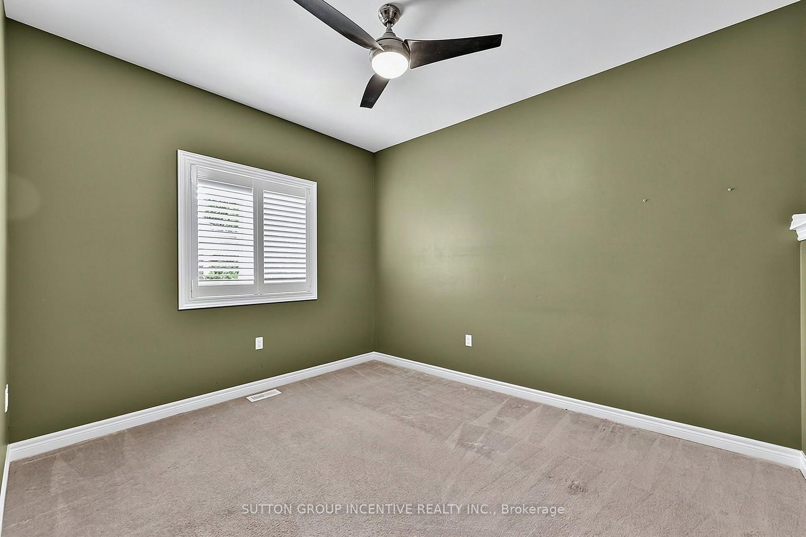 102 CUMMING Drive • Barrie, ON photo 33