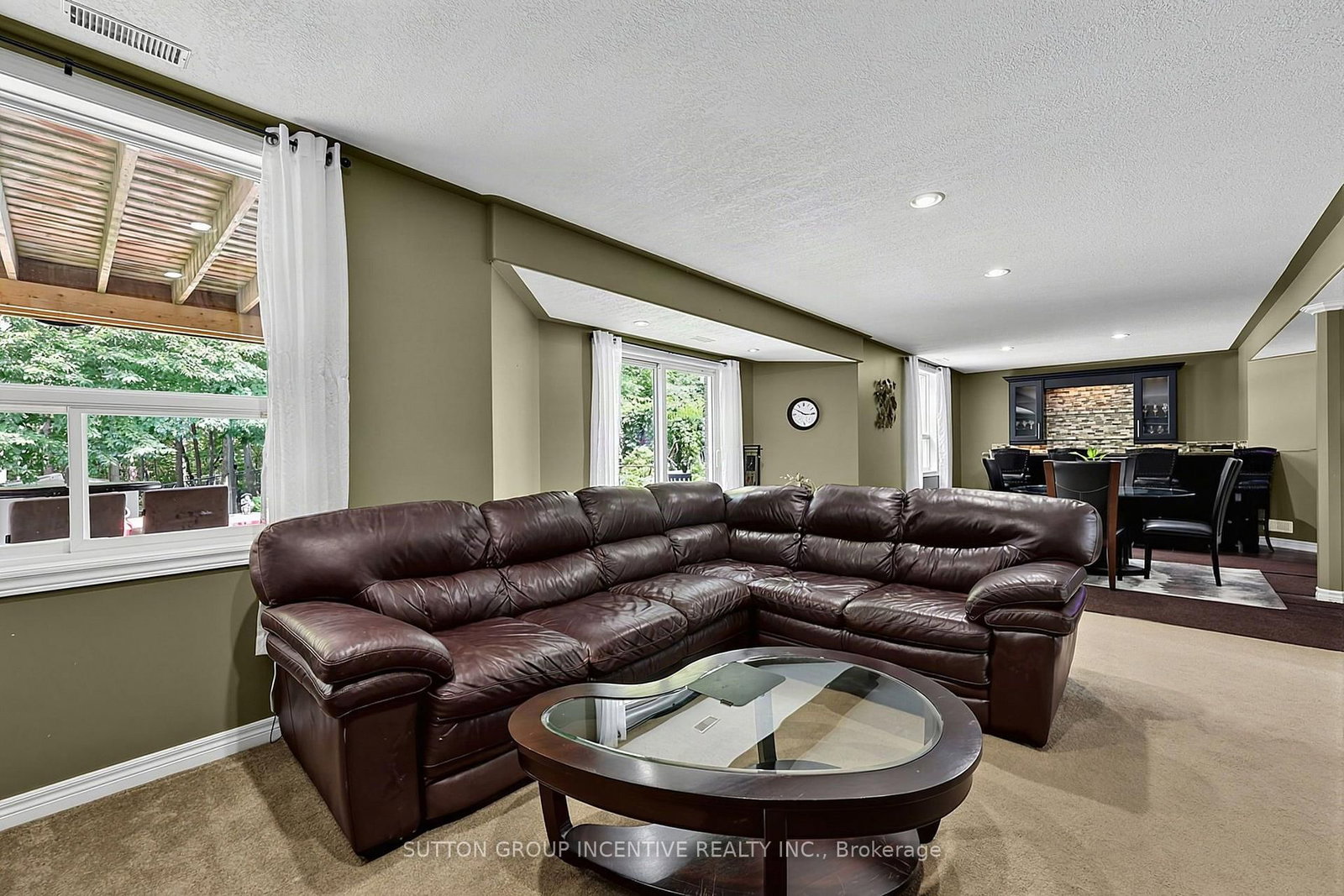 102 CUMMING Drive • Barrie, ON photo 40