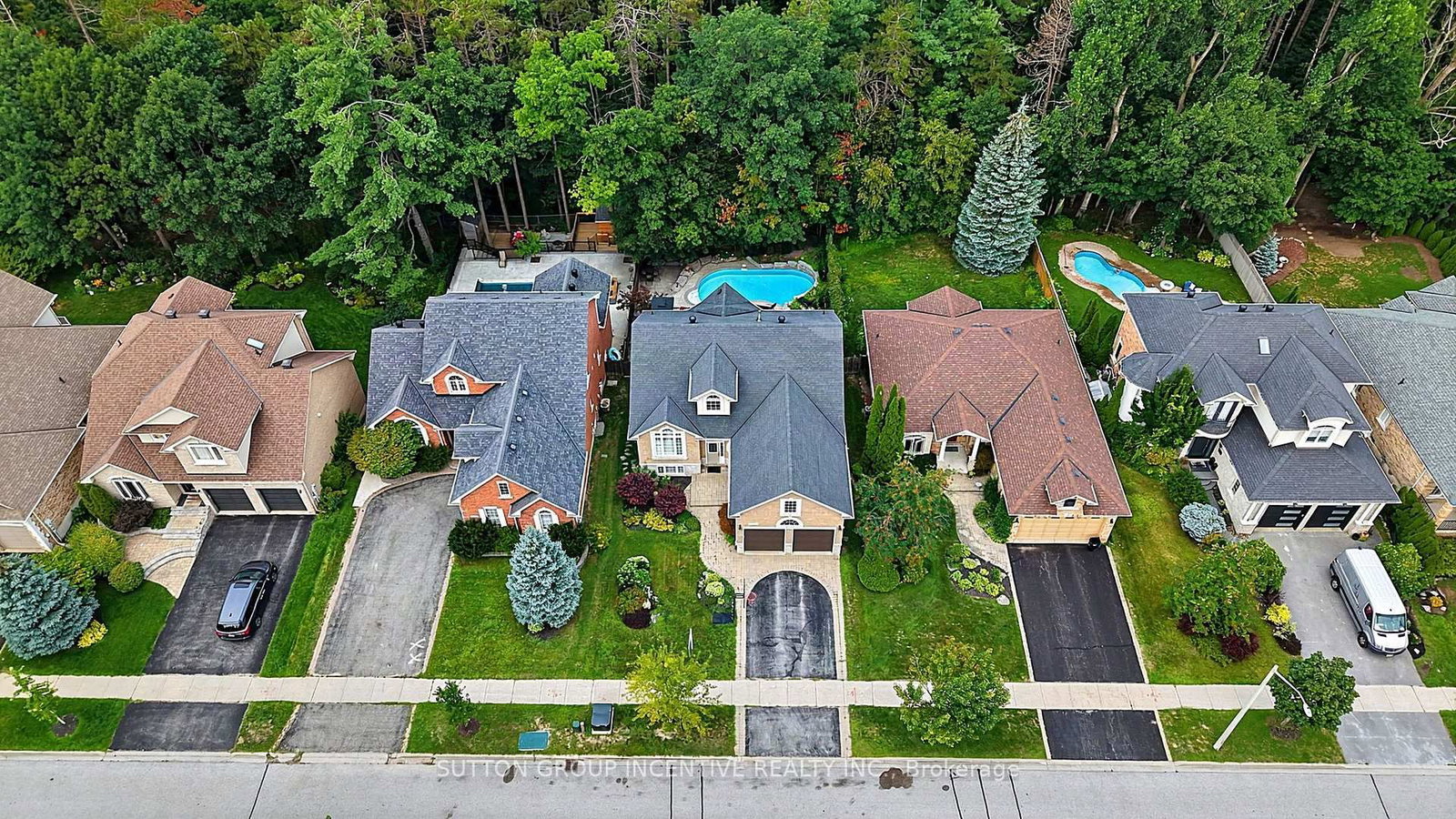 102 CUMMING Drive • Barrie, ON photo 50