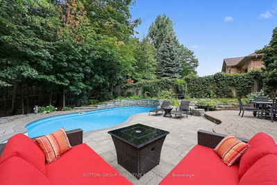 102 CUMMING Drive • Barrie, ON photo 9