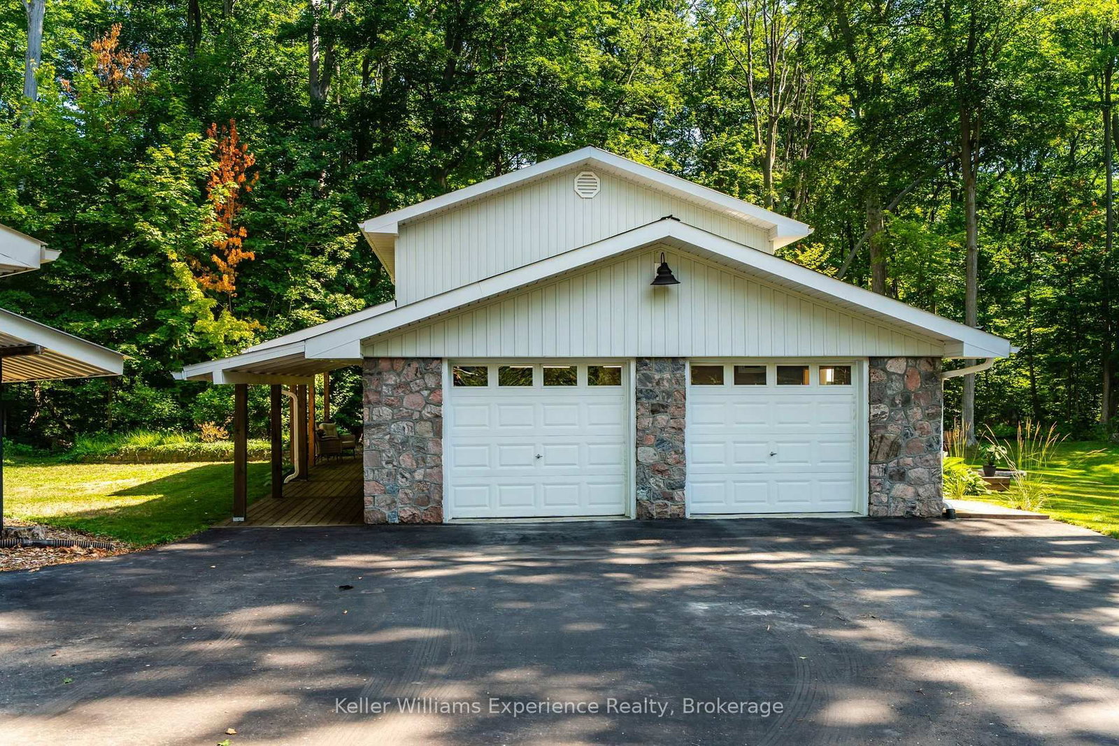 469 Parkview Court • Midland, ON photo 44