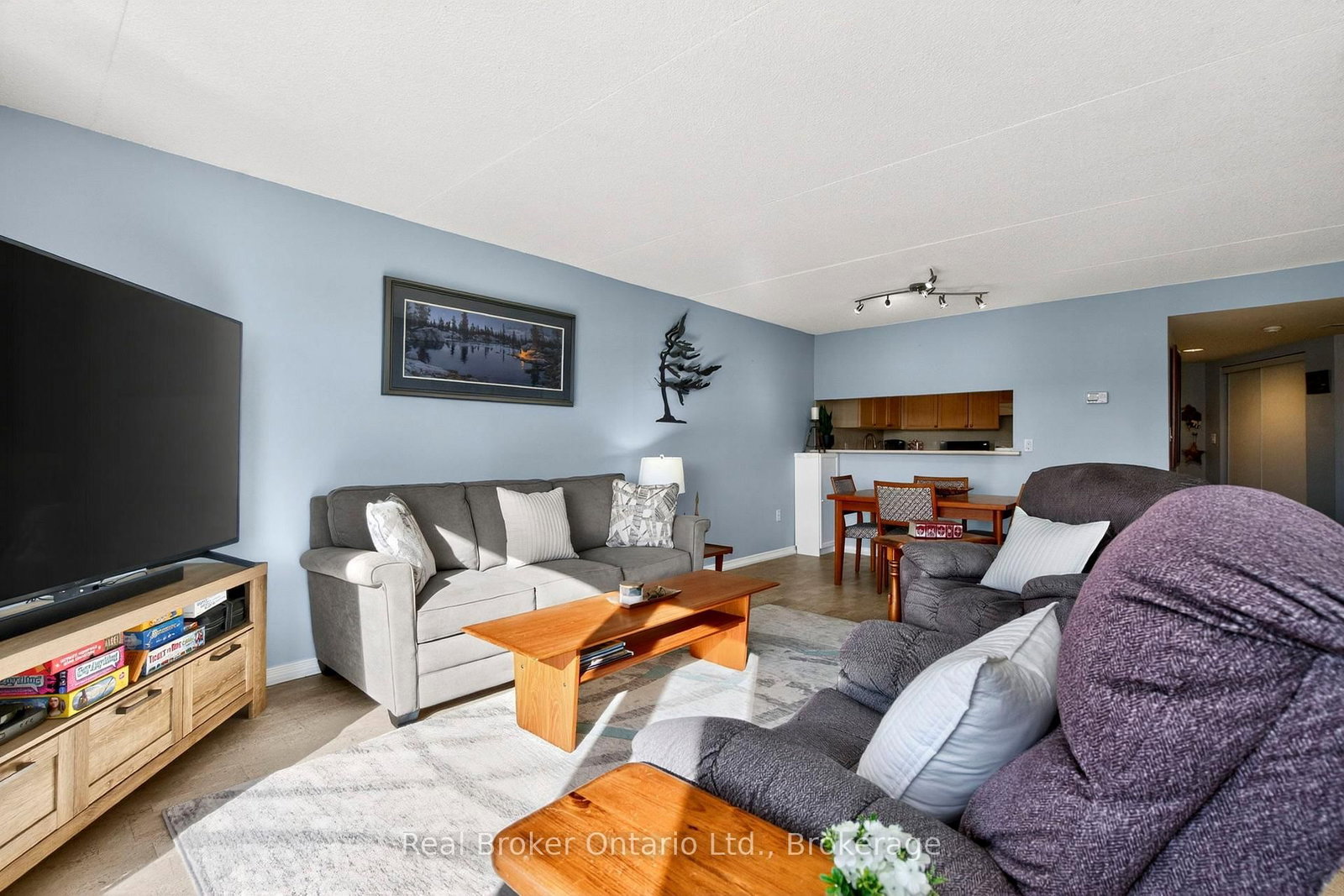 11 Beck Boulevard • #402 • Penetanguishene, ON photo 7