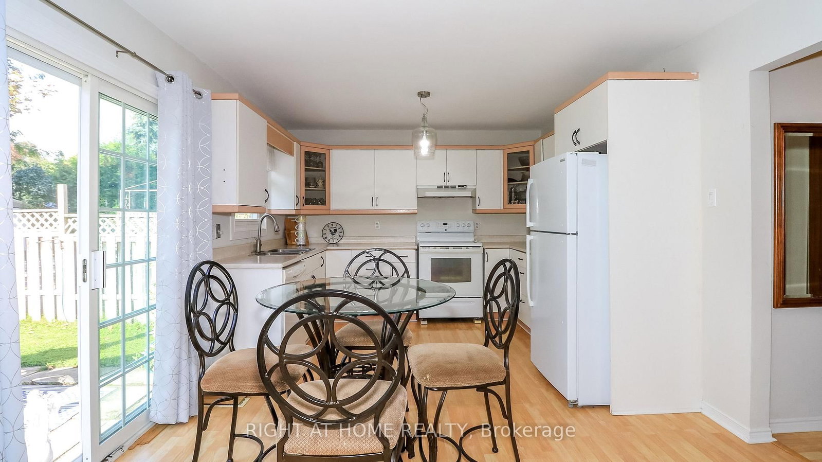 70 Kinzie Lane • Barrie, ON photo 11