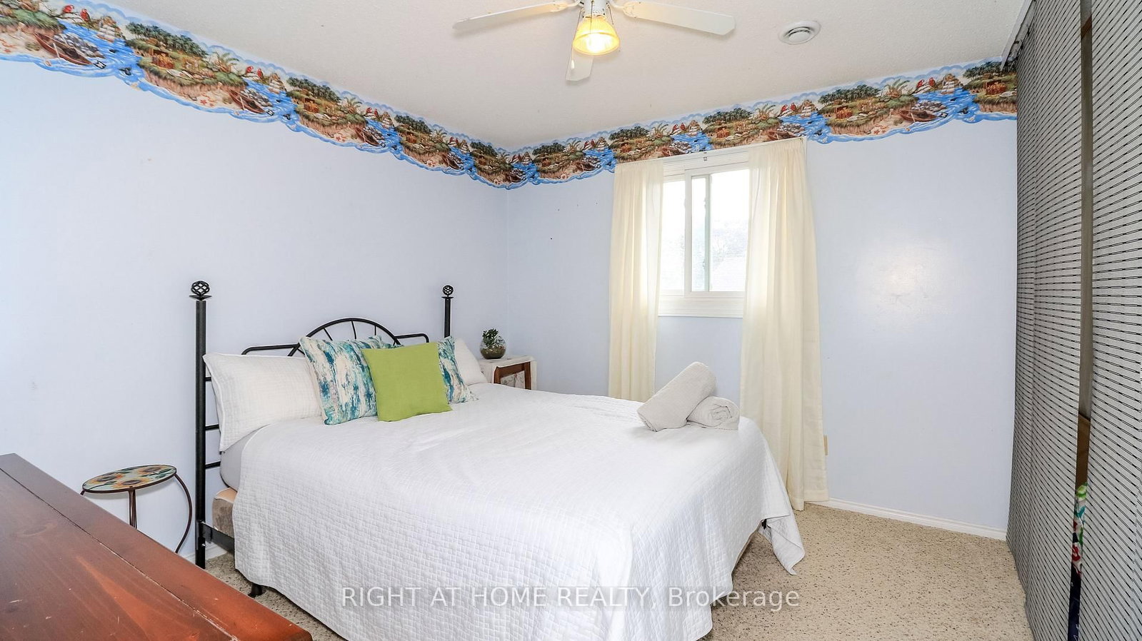 70 Kinzie Lane • Barrie, ON photo 16