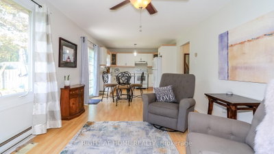 70 Kinzie Lane • Barrie, ON photo 8