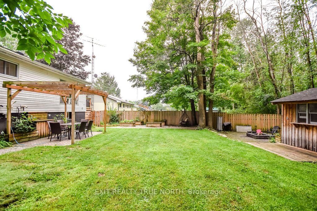 27 Nida Drive • Tiny, ON photo 33