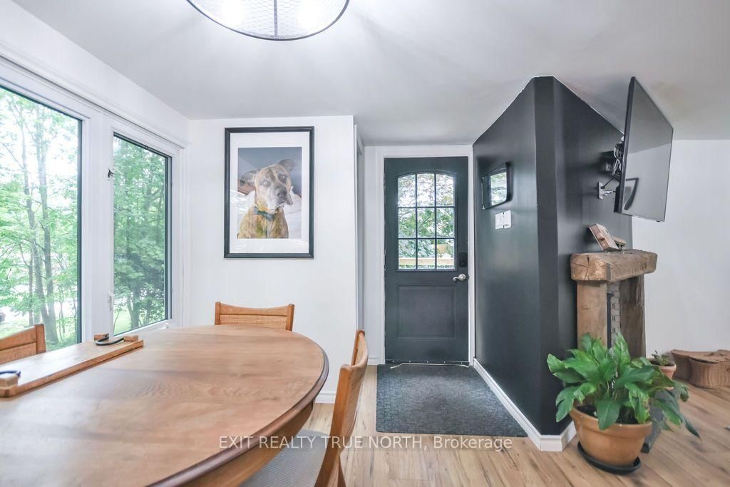 27 Nida Drive • Tiny, ON photo 4