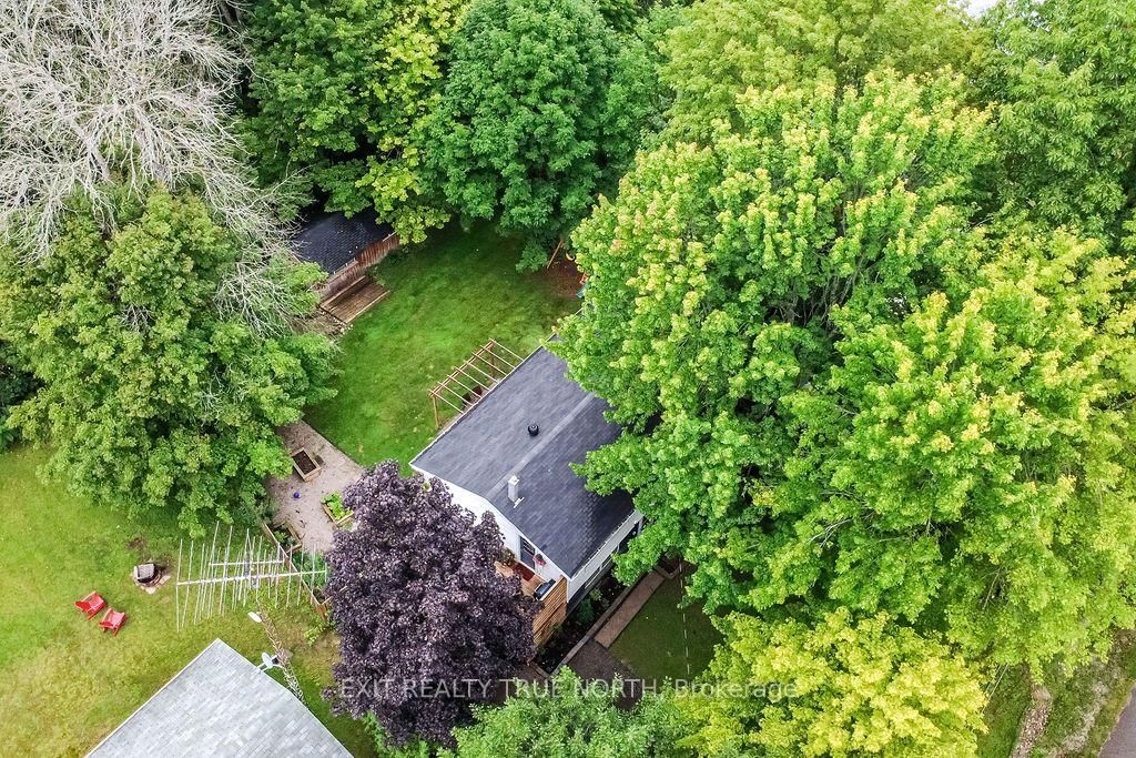 27 Nida Drive • Tiny, ON photo 40