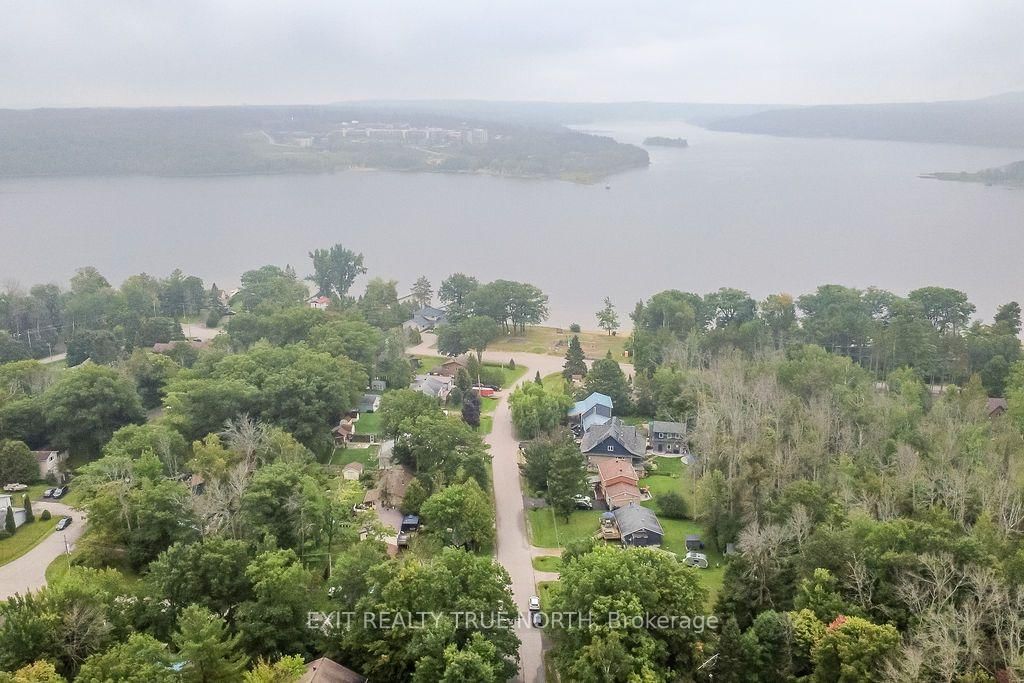 27 Nida Drive • Tiny, ON photo 42