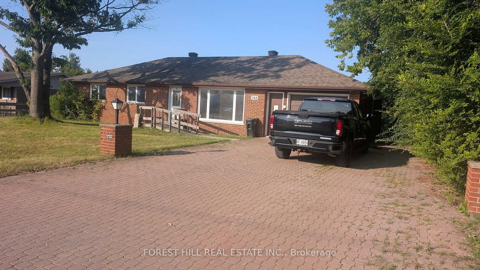144 Miller Drive • Barrie, ON photo 1