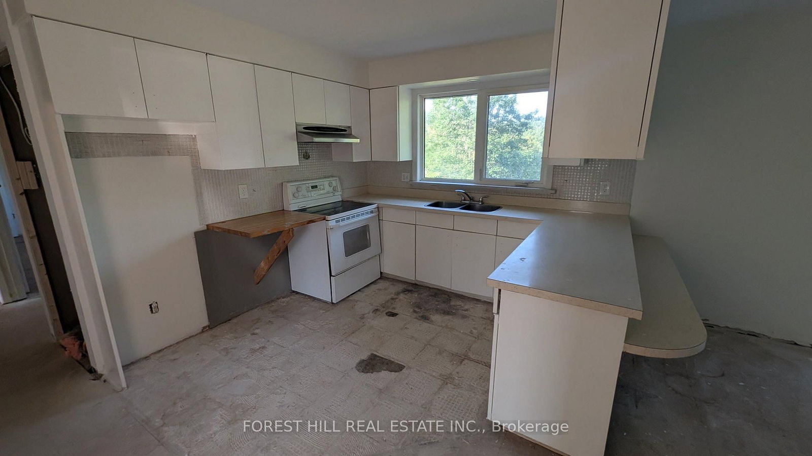 144 Miller Drive • Barrie, ON photo 17