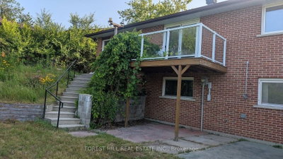 144 Miller Drive • Barrie, ON photo 3