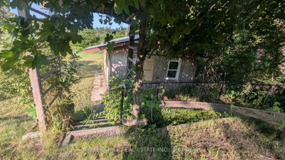 144 Miller Drive • Barrie, ON photo 5