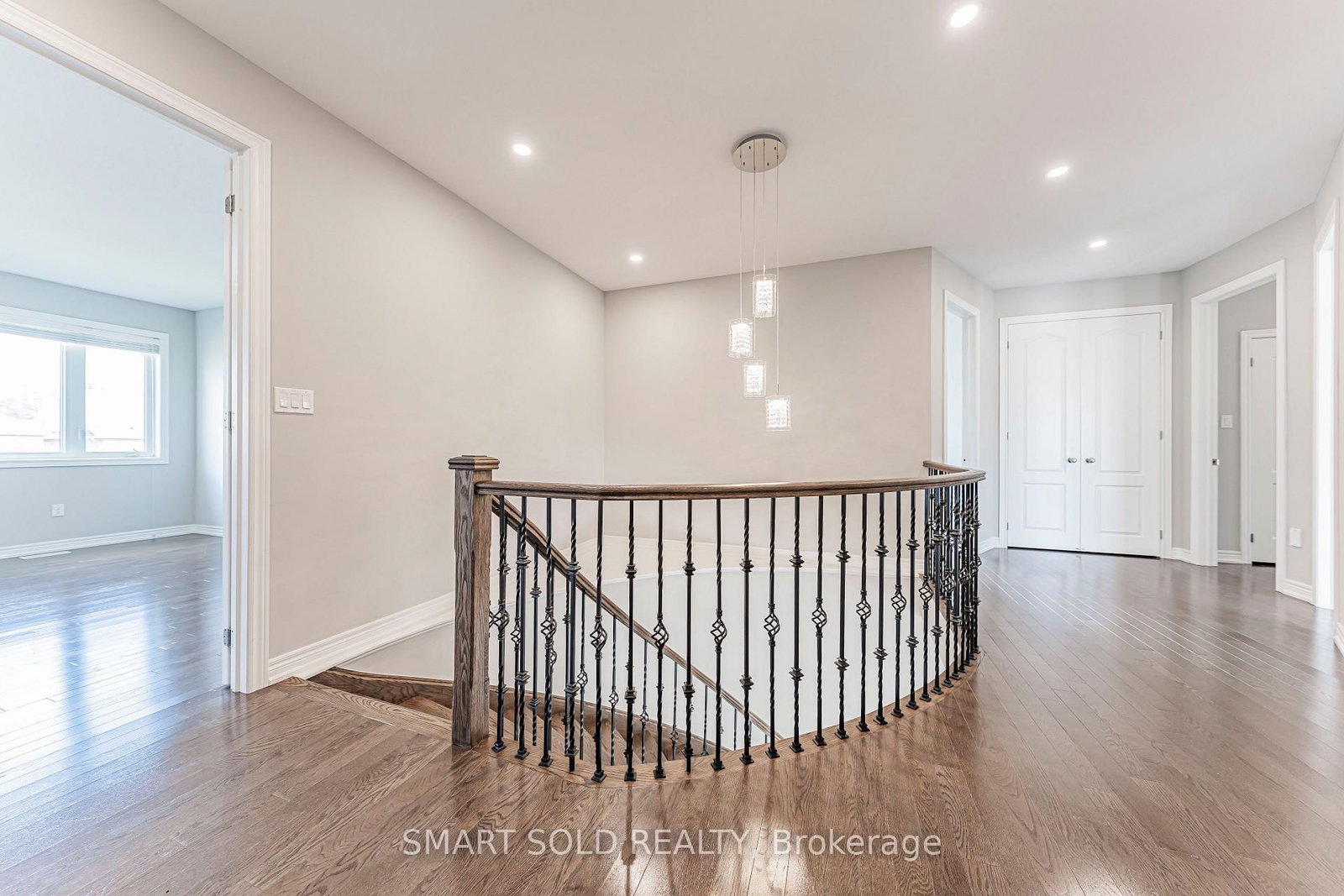 56 Redmond Crescent • Springwater, ON photo 15