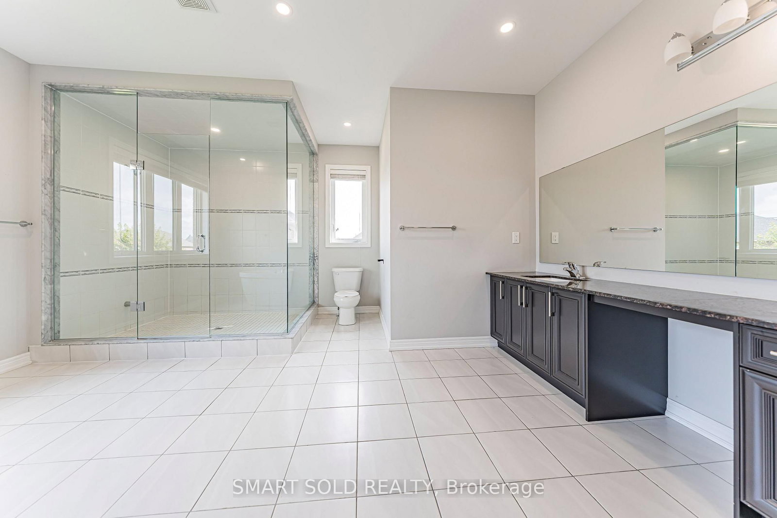 56 Redmond Crescent • Springwater, ON photo 18