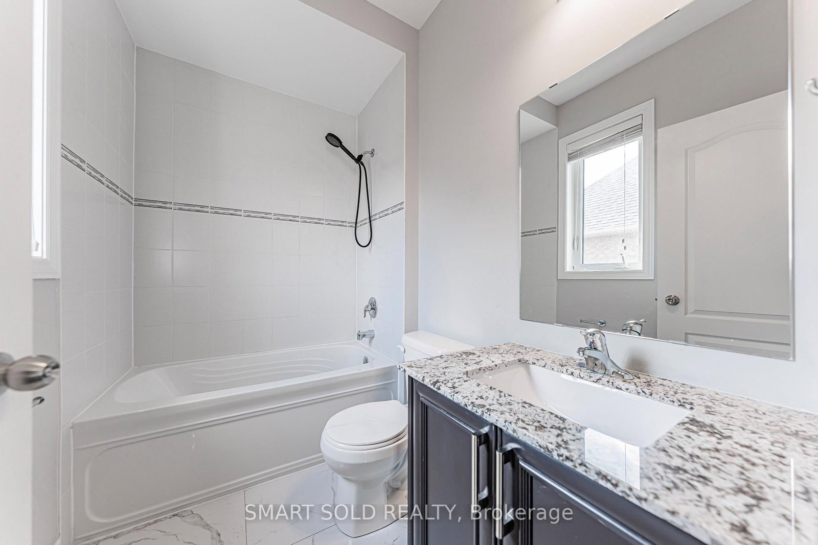 56 Redmond Crescent • Springwater, ON photo 21