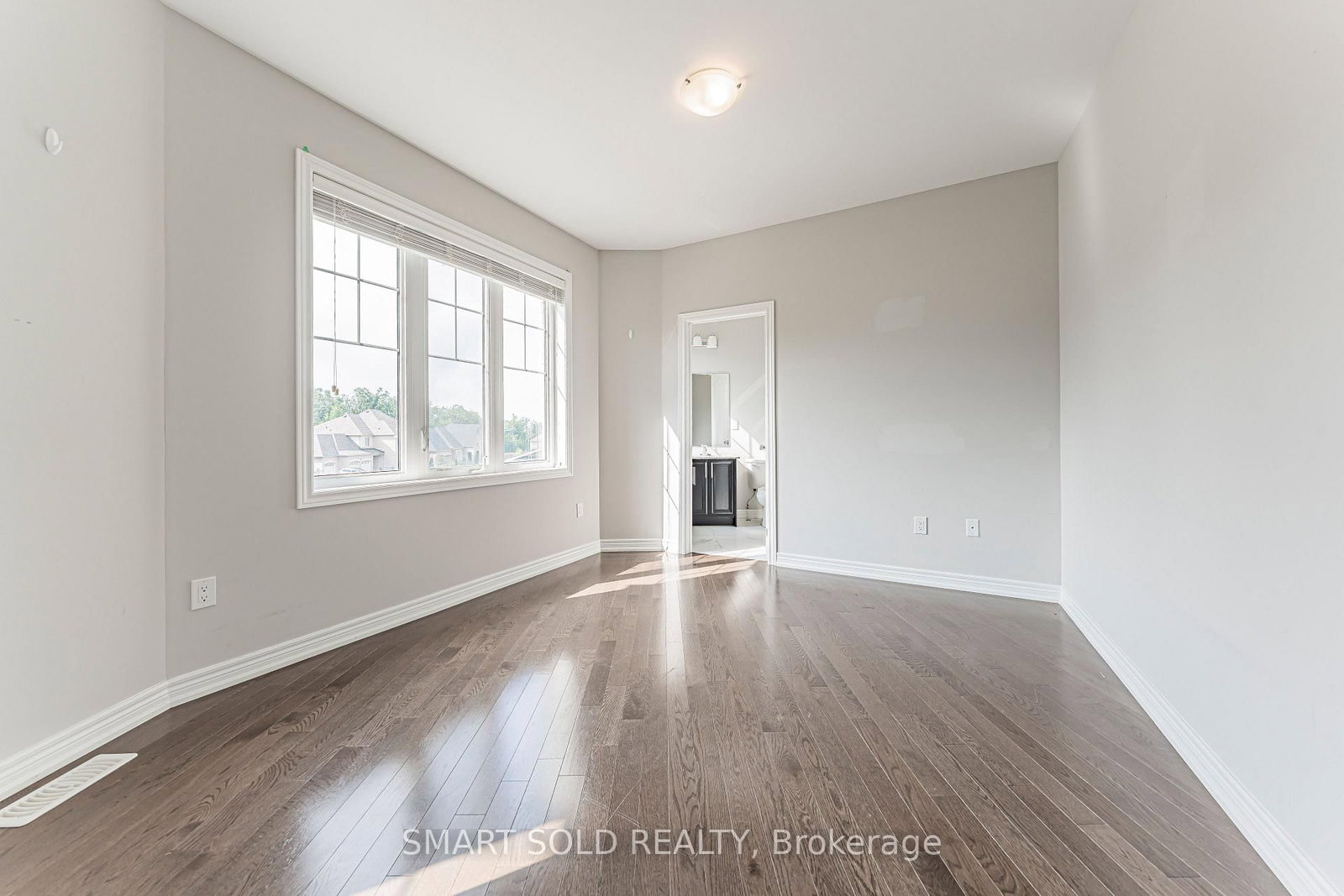 56 Redmond Crescent • Springwater, ON photo 22