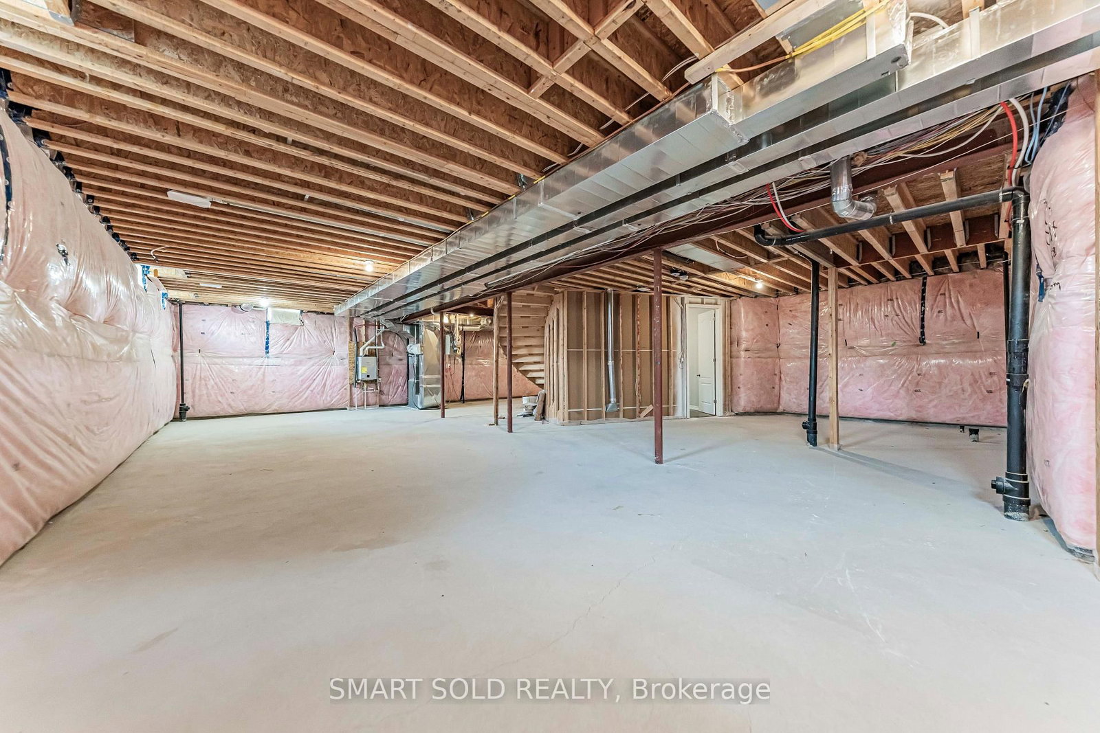 56 Redmond Crescent • Springwater, ON photo 32
