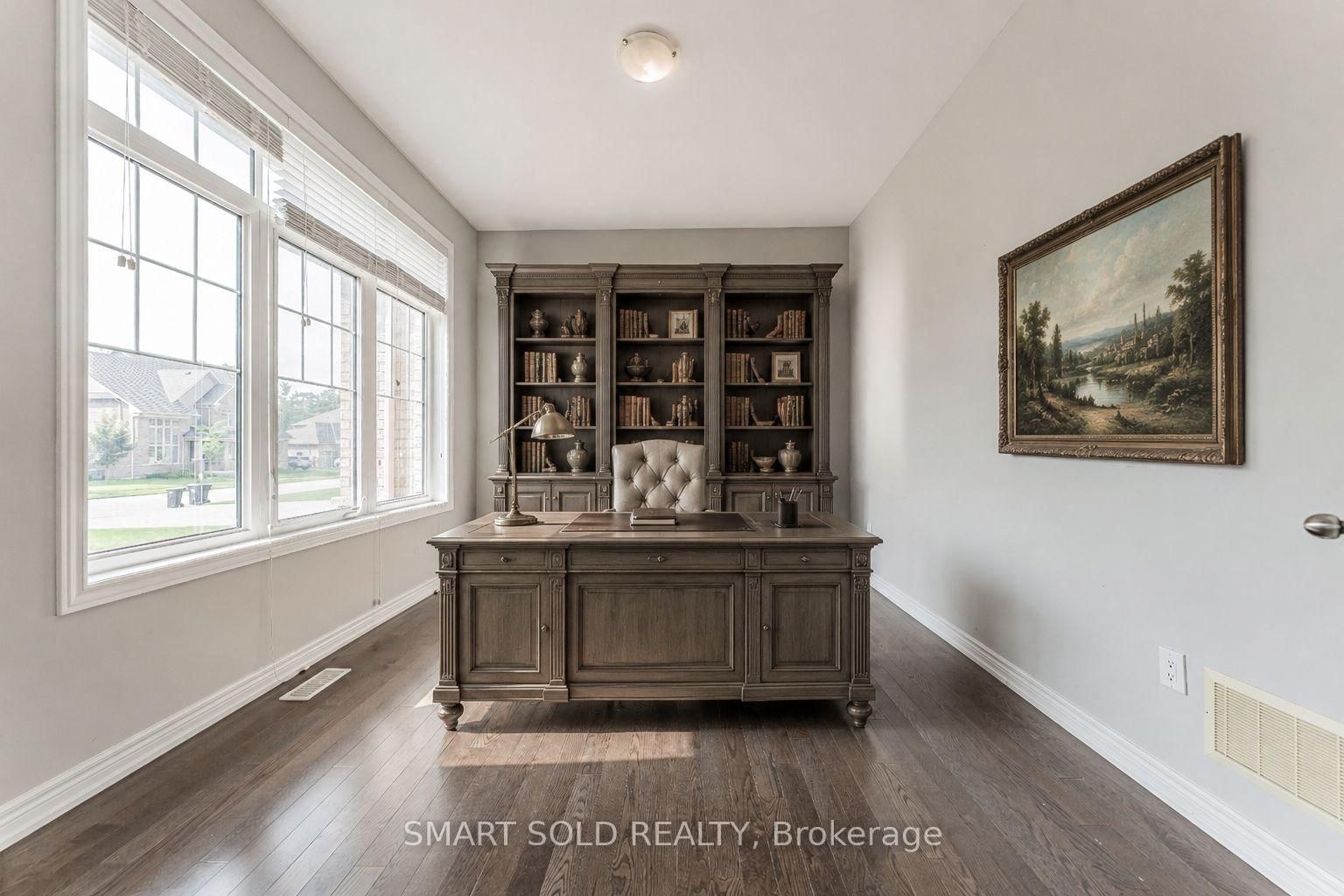 56 Redmond Crescent • Springwater, ON photo 6