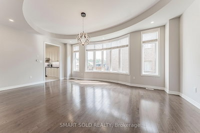 56 Redmond Crescent • Springwater, ON photo 9
