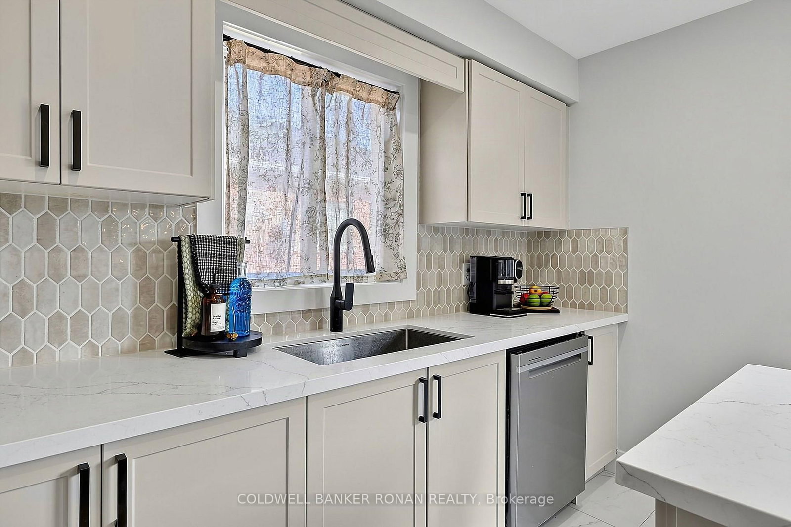 99 Ruffet Drive • Barrie, ON photo 11