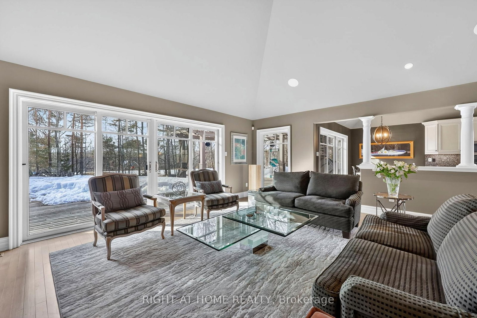 13 Alpine Way • Oro-Medonte, ON photo 10