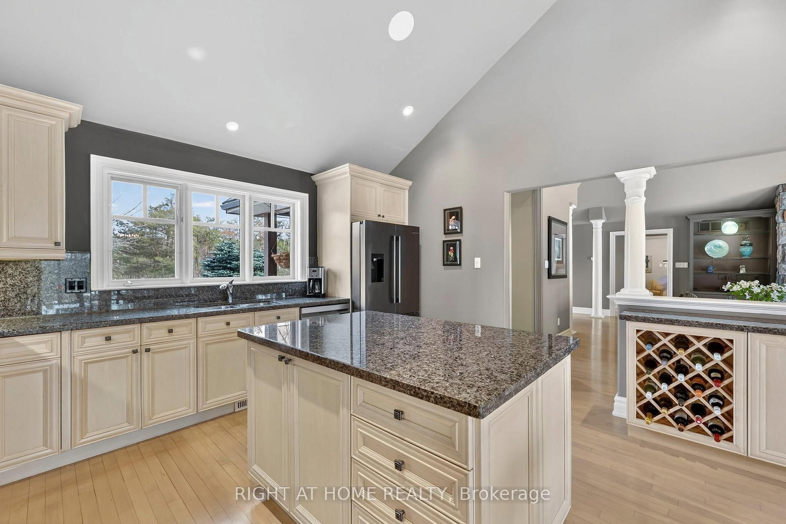 13 Alpine Way • Oro-Medonte, ON photo 16