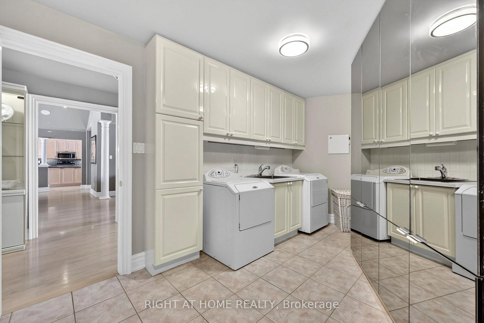 13 Alpine Way • Oro-Medonte, ON photo 21