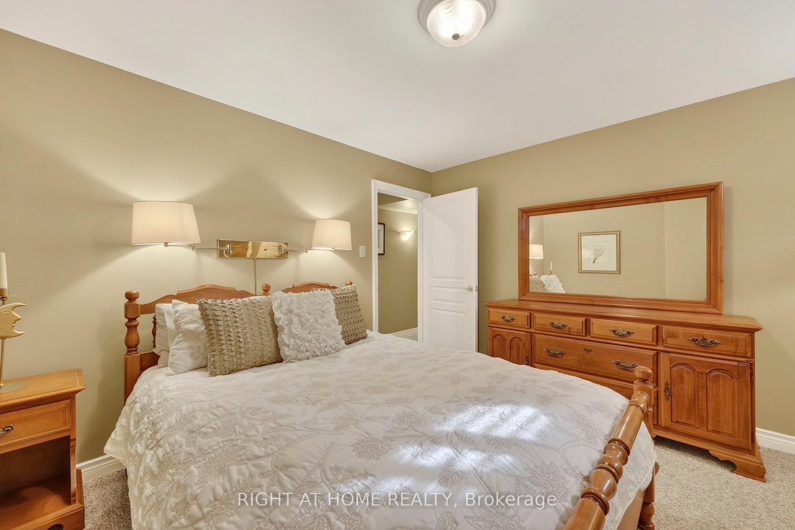 13 Alpine Way • Oro-Medonte, ON photo 30