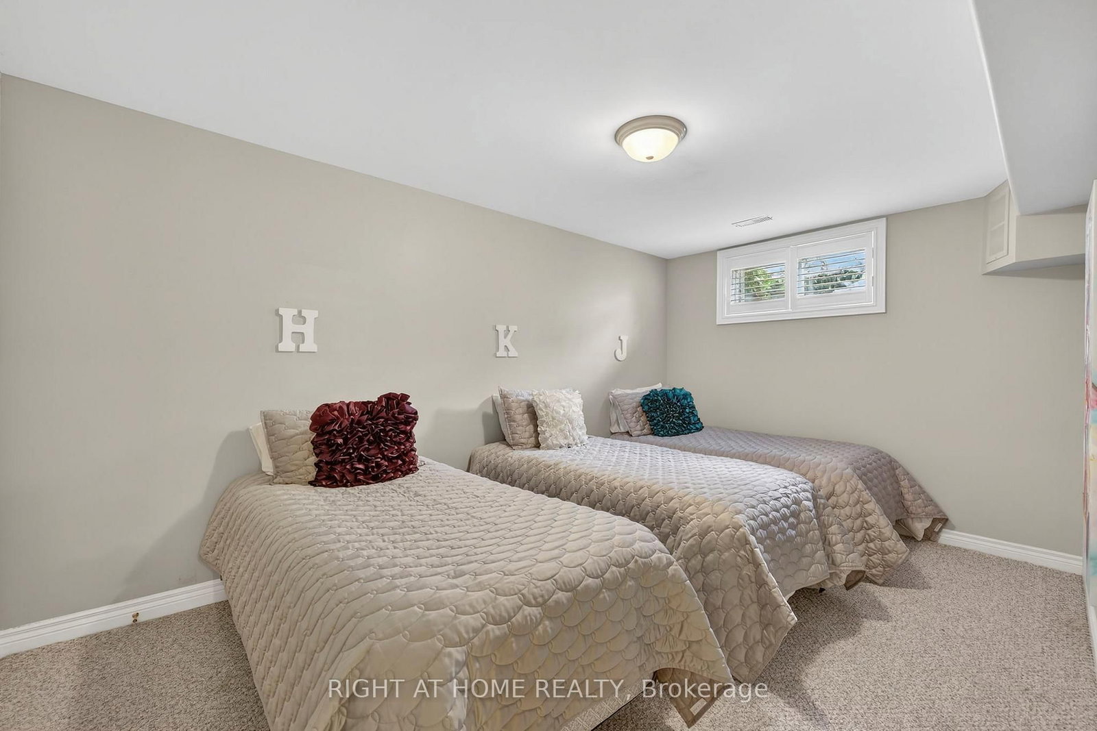 13 Alpine Way • Oro-Medonte, ON photo 31
