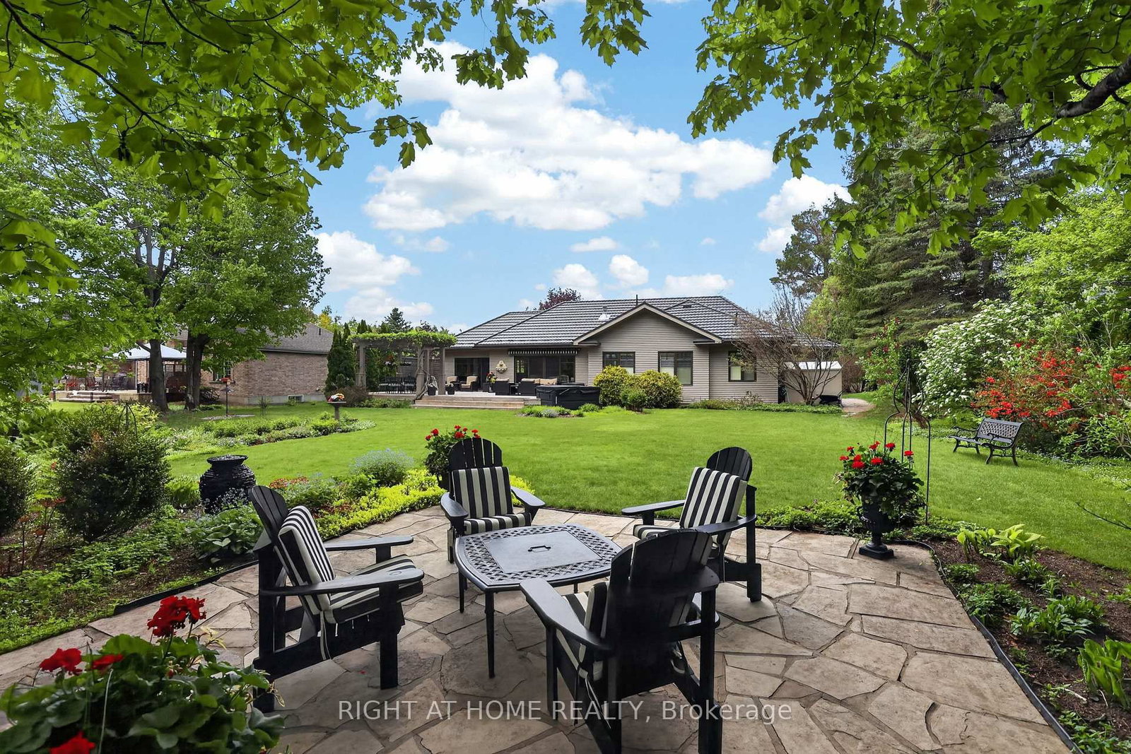 13 Alpine Way • Oro-Medonte, ON photo 46