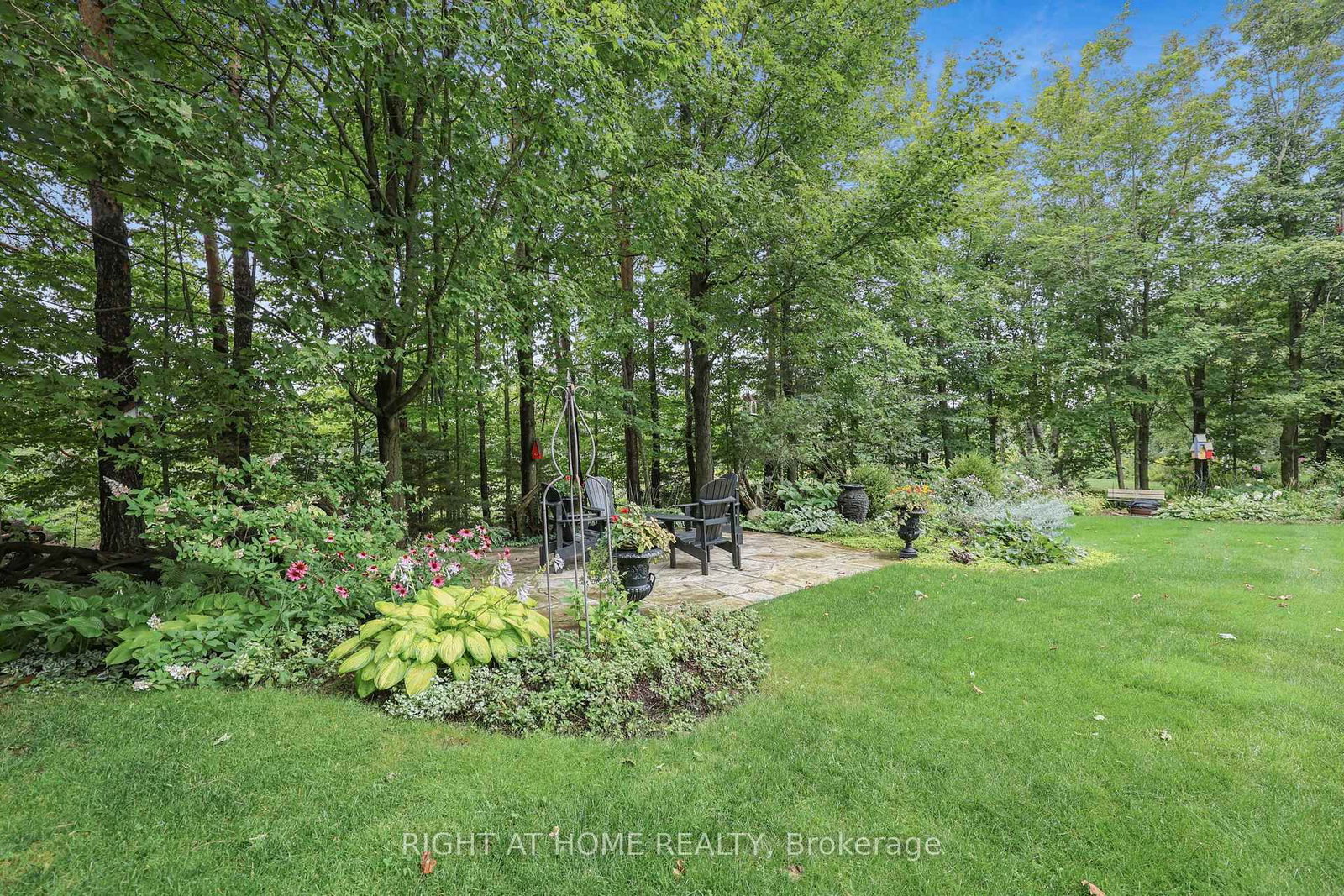 13 Alpine Way • Oro-Medonte, ON photo 47