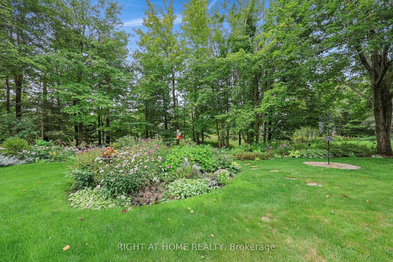 13 Alpine Way • Oro-Medonte, ON photo 48