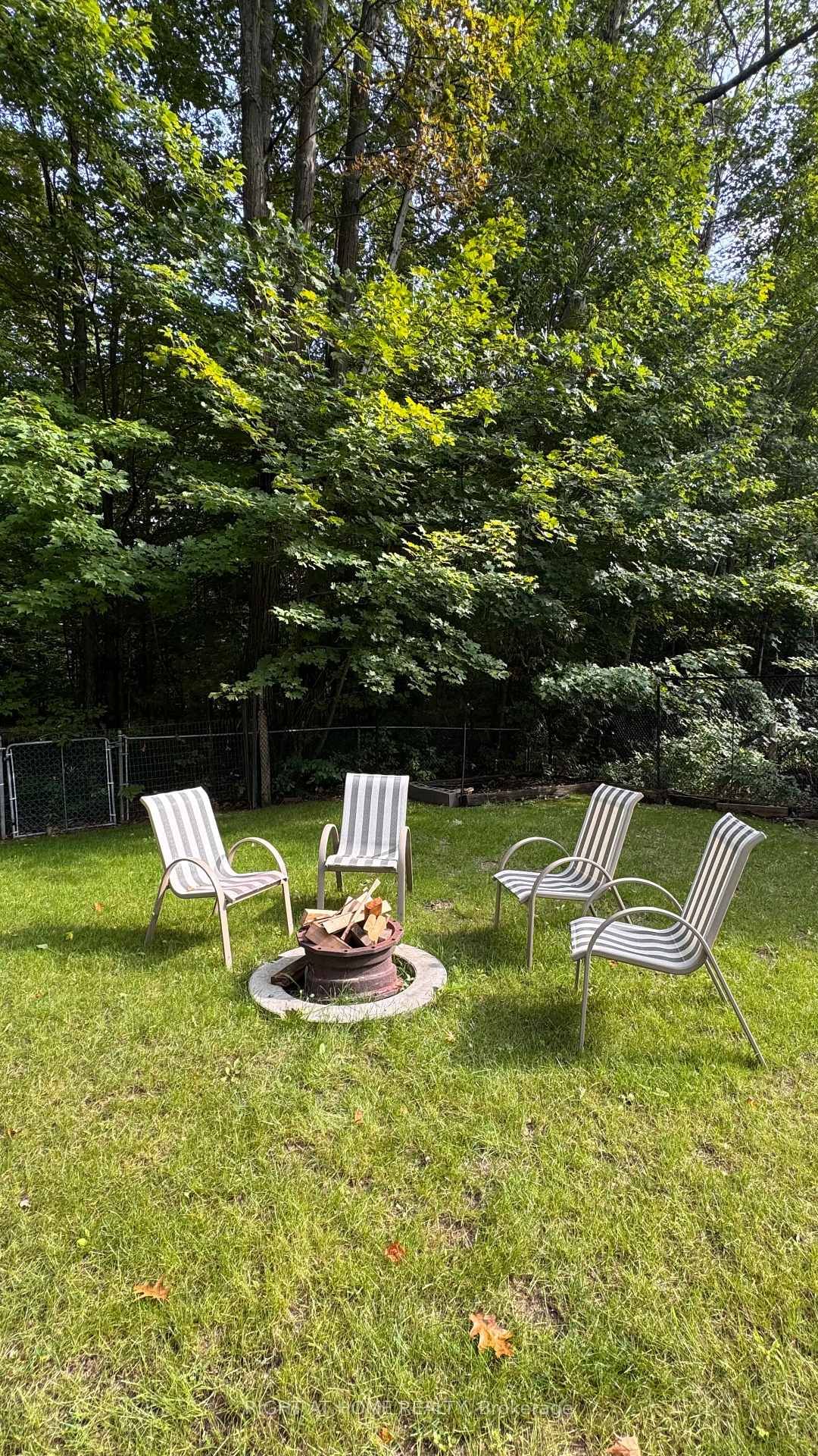 605 Oxbow Park Drive • Wasaga Beach, ON photo 11