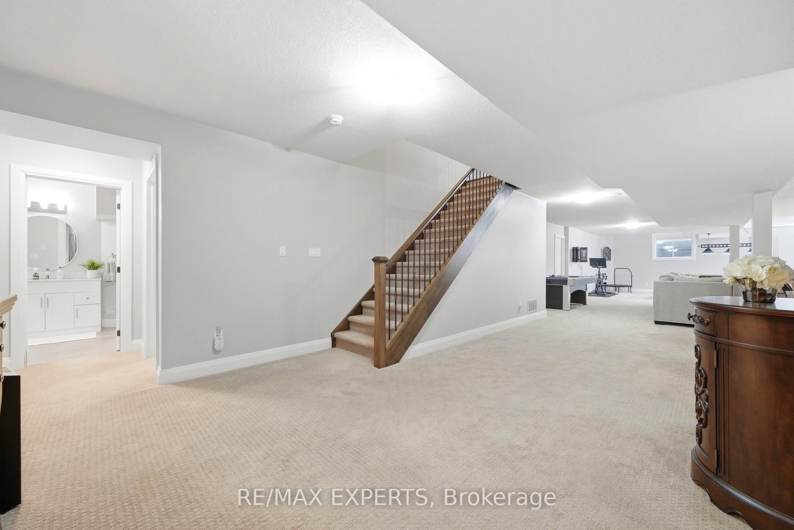 48 Marni Lane • Springwater, ON photo 25