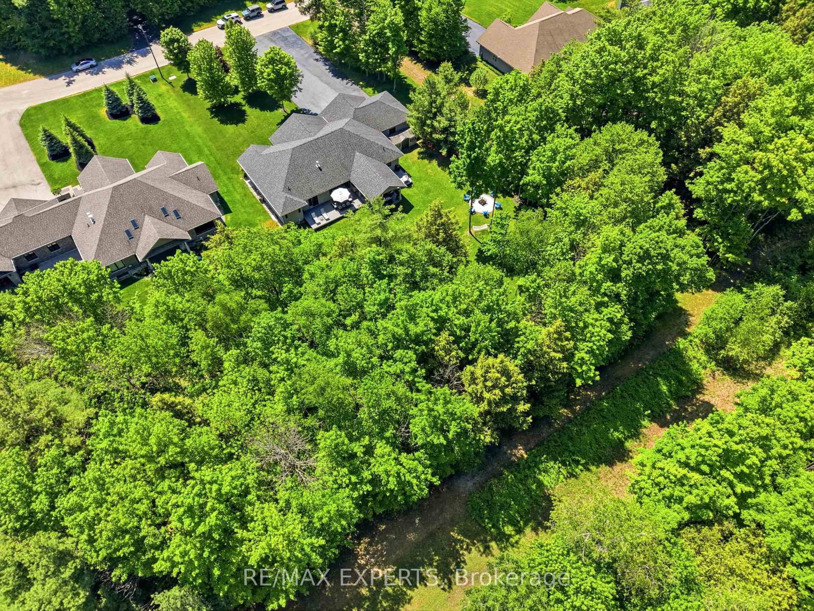 48 Marni Lane • Springwater, ON photo 43