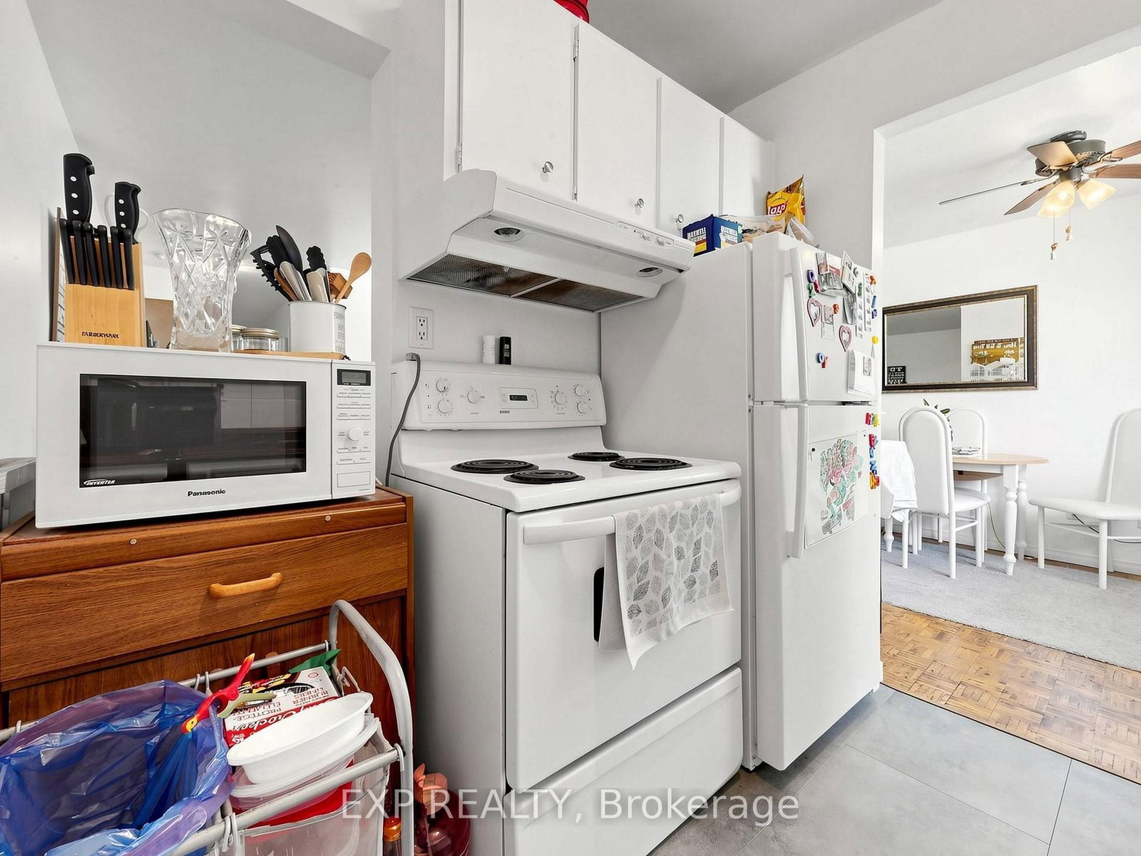 89 Donald Street • Barrie, ON photo 8