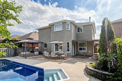 Detached House for sale at 38 Felt Crescent, Barrie, Ontario, L4N 8V1 - Bayshore - MLS: S13743664