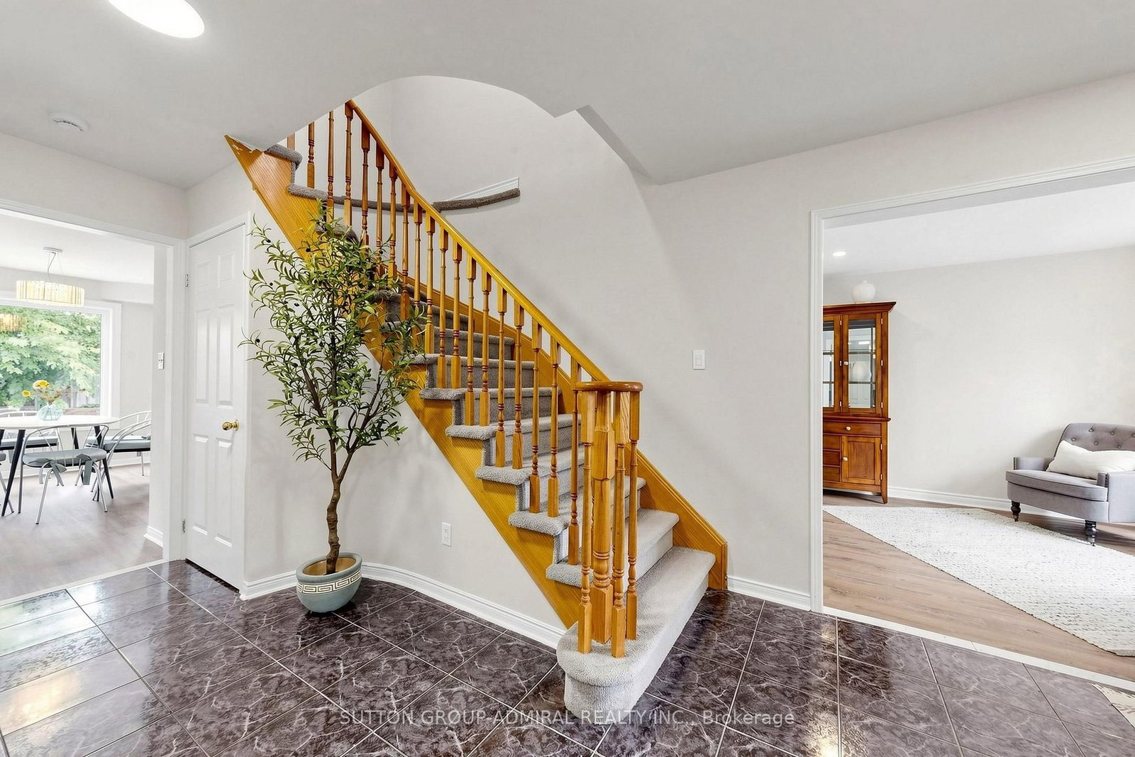 38 Felt Crescent • Barrie, ON photo 10