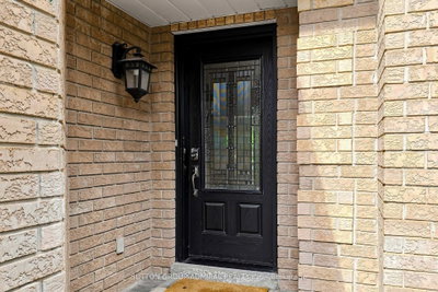 38 Felt Crescent • Barrie, ON photo 4