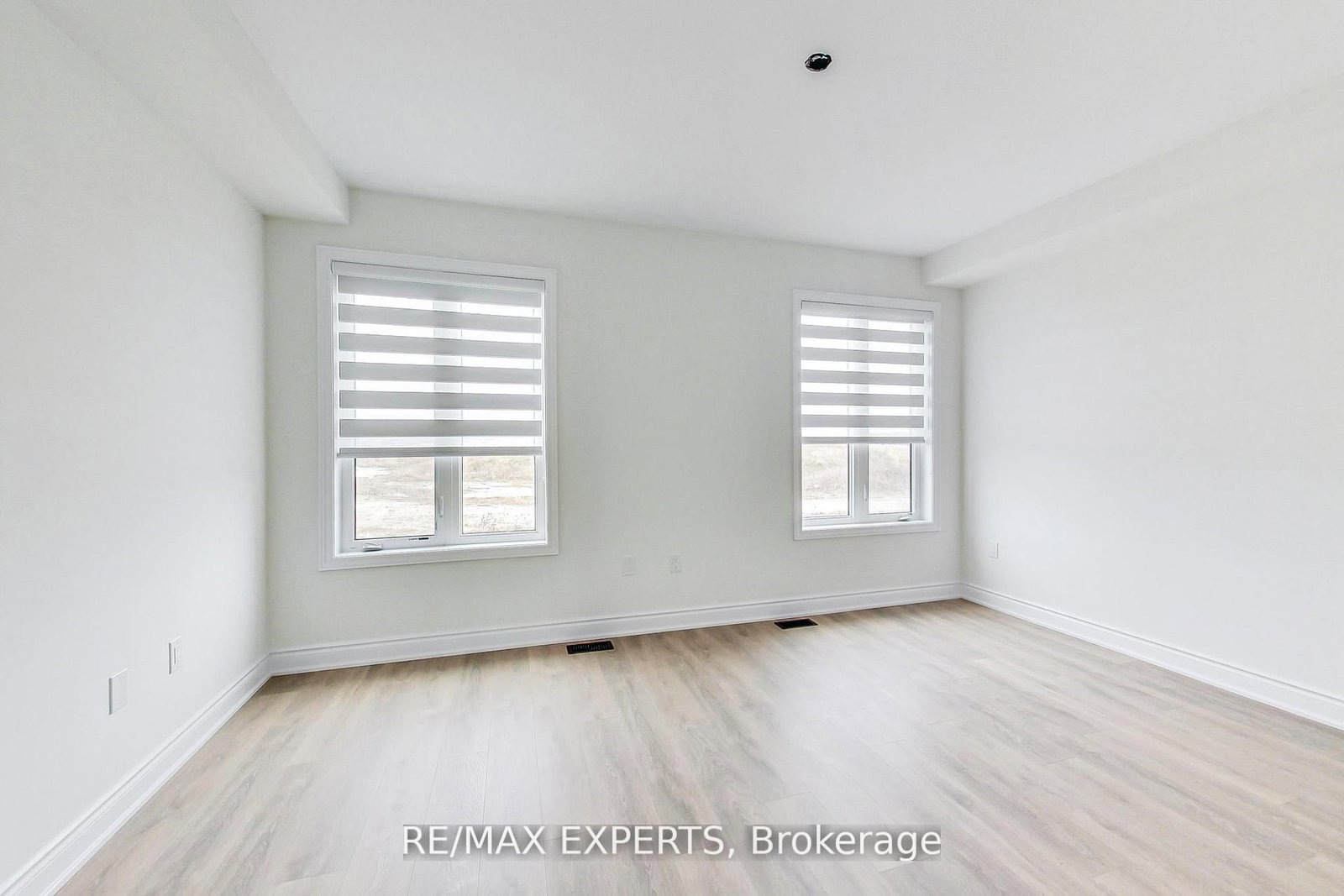 11 Union Boulevard • Wasaga Beach, ON photo 16