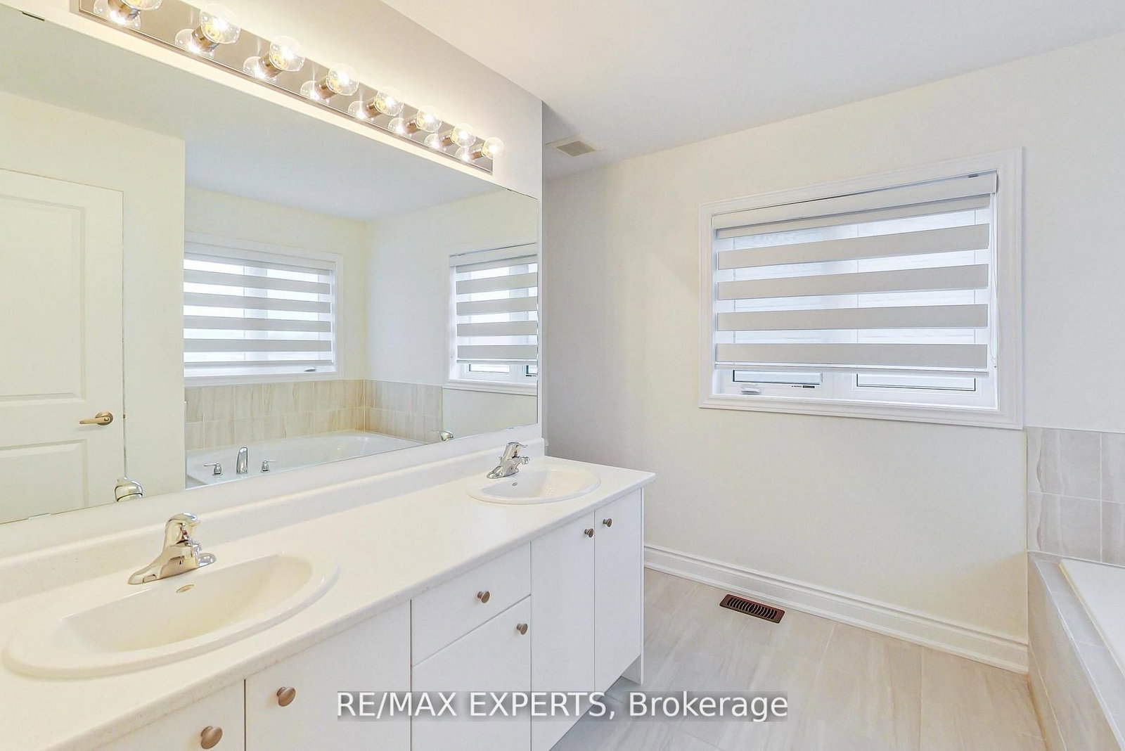 11 Union Boulevard • Wasaga Beach, ON photo 26
