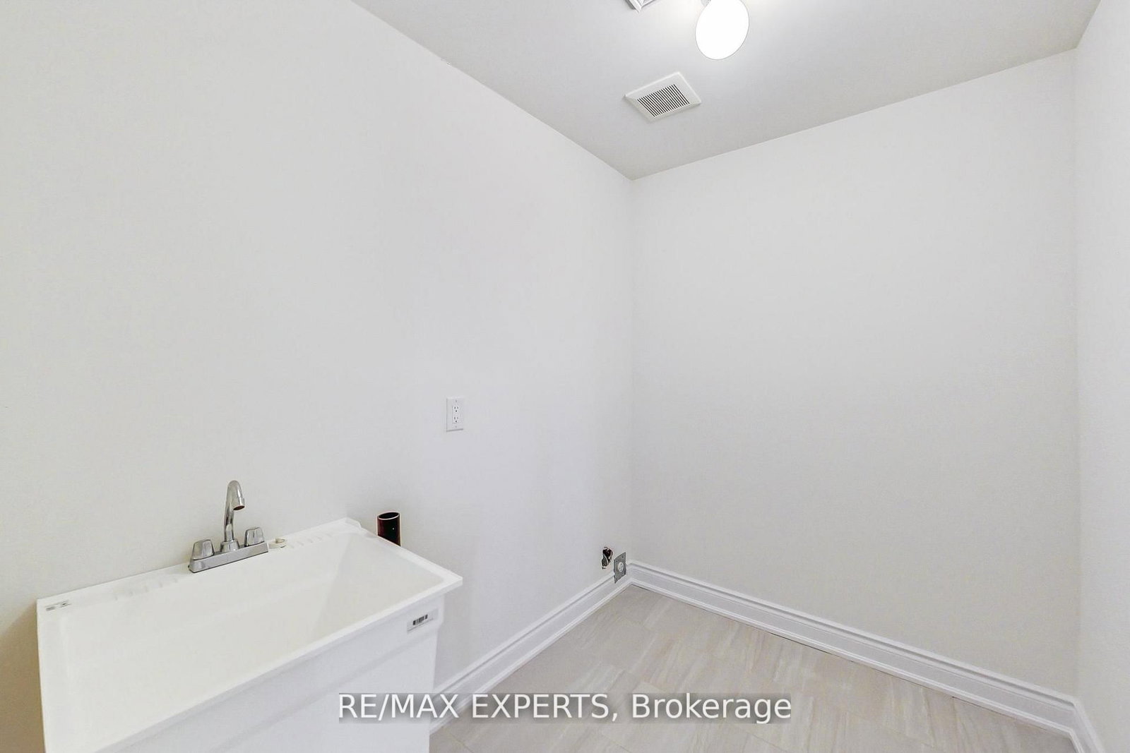 11 Union Boulevard • Wasaga Beach, ON photo 35
