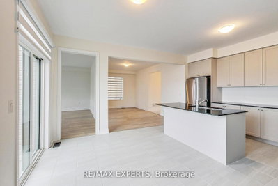 11 Union Boulevard • Wasaga Beach, ON photo 9