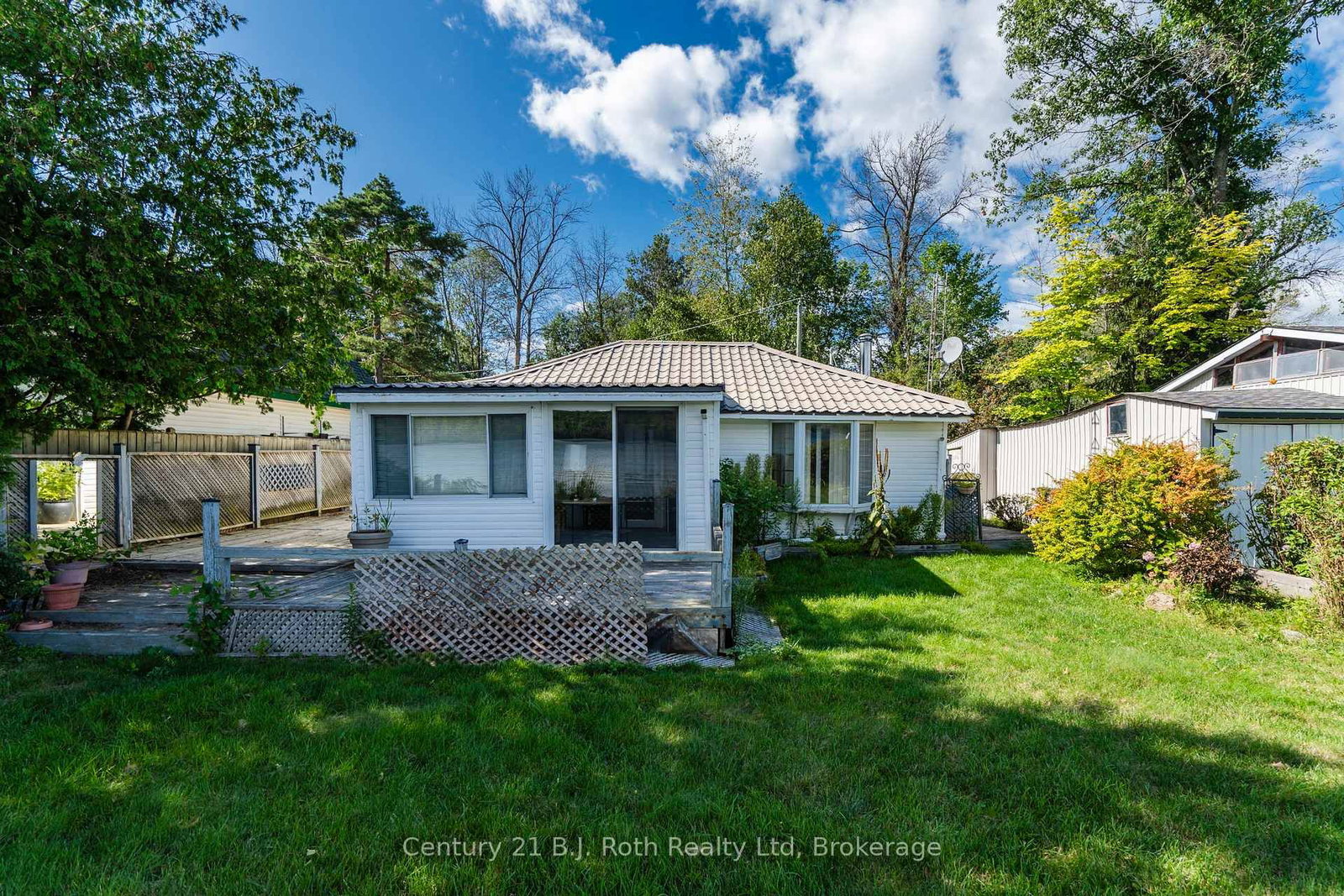 15 Bow Road • Tiny, ON photo 8