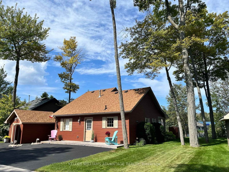 10 Cabin Crescent