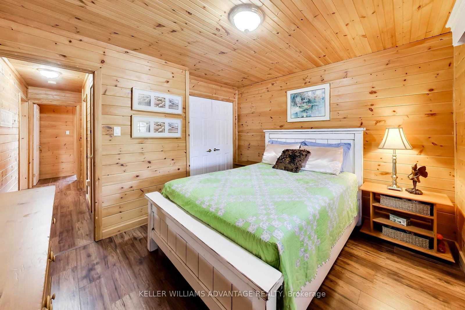 10 Cabin Crescent • Wasaga Beach, ON photo 18